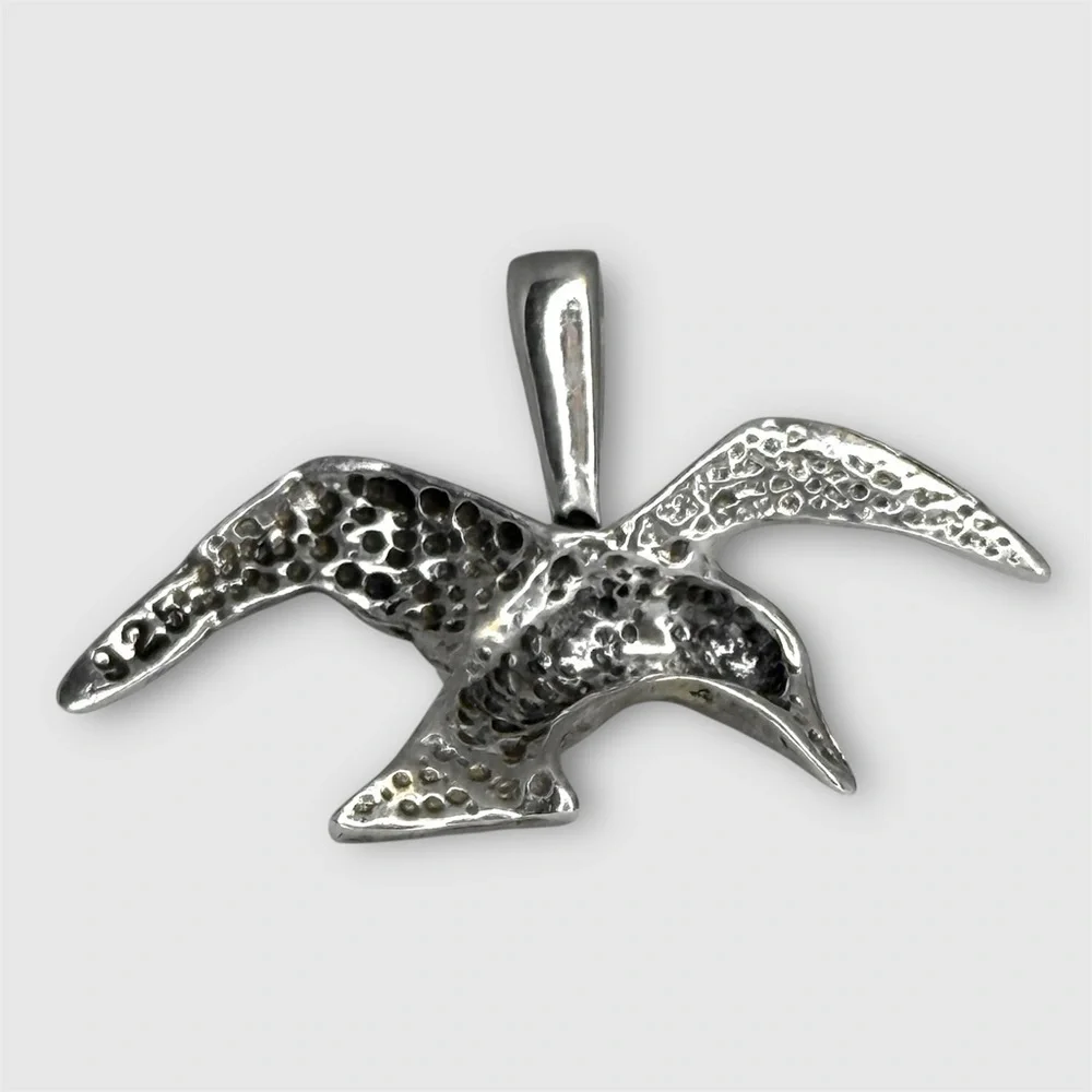 Vintage Sterling Silver 925 Flying Bird Hummingbird Pendant – Hammered Back